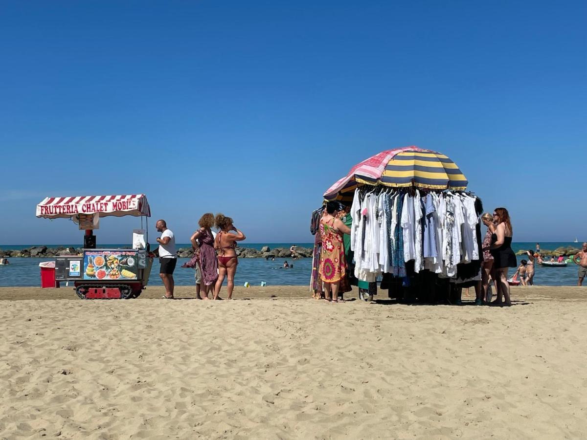 Le Ortensie In Centro E Vicino Al Mare بيسكارا المظهر الخارجي الصورة